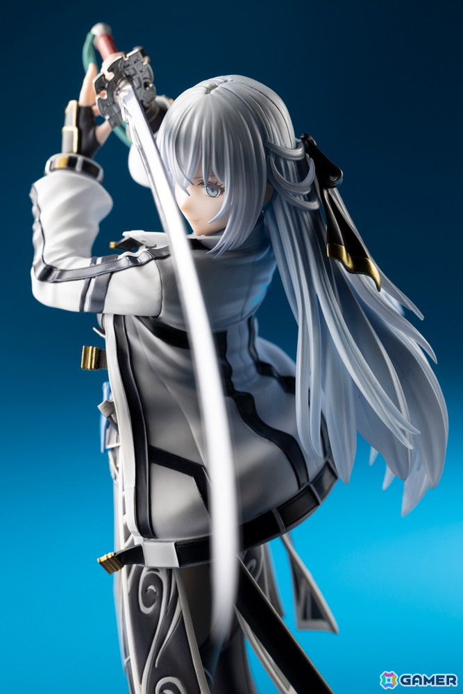 「軌跡シリーズ」共和国編から登場する《白銀の剣聖》「シズナ・レム・ミスルギ」がスケールフィギュア化!の画像