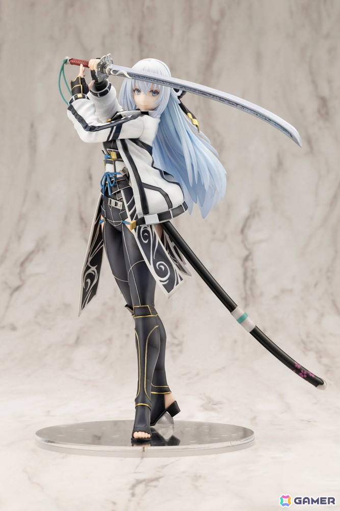 「軌跡シリーズ」共和国編から登場する《白銀の剣聖》「シズナ・レム・ミスルギ」がスケールフィギュア化!の画像