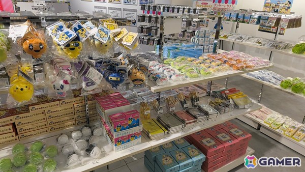 「『たまごっちのプチプチおみせっち』祝！てんしょくフェア！～in OSHI BASE Harajuku～」をレポート！ゲームの先行試遊や会場限定グッズの販売もの画像10