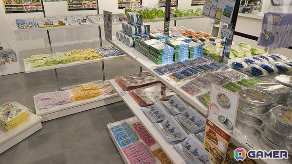 「『たまごっちのプチプチおみせっち』祝！てんしょくフェア！～in OSHI BASE Harajuku～」をレポート！ゲームの先行試遊や会場限定グッズの販売もの画像8