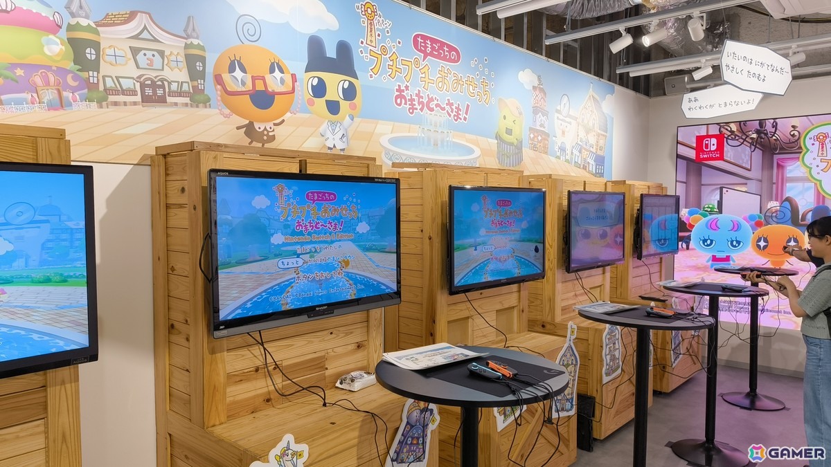 「『たまごっちのプチプチおみせっち』祝！てんしょくフェア！～in OSHI BASE Harajuku～」をレポート！ゲームの先行試遊や会場限定グッズの販売もの画像