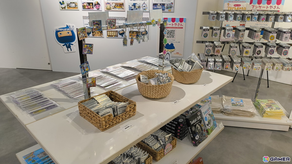 「『たまごっちのプチプチおみせっち』祝！てんしょくフェア！～in OSHI BASE Harajuku～」をレポート！ゲームの先行試遊や会場限定グッズの販売もの画像