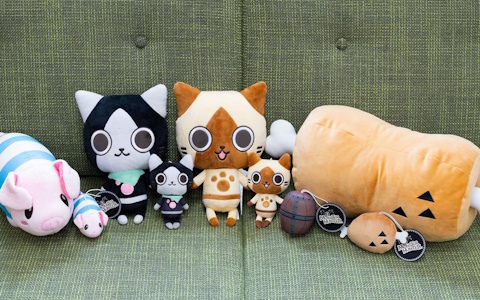 「モンハン」に登場するアイルーやプーギーたちがぬいぐるみになって登場！全国のアミューズメント施設にて6月下旬より順次展開