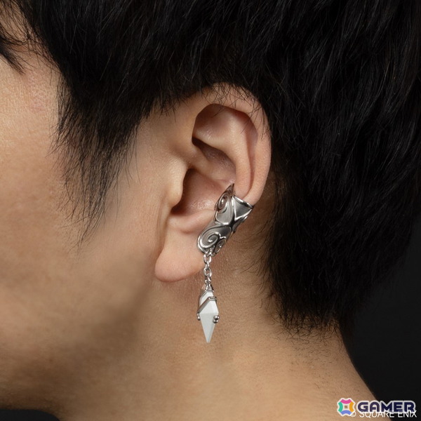 「ファイナルファンタジーXIV」よりアルフィノとアリゼーのイヤーカフを再現したシルバーアクセサリー「FFXIV Silver Ear Cuff＜Alphinaud ＆ Alisaie＞」が登場！の画像