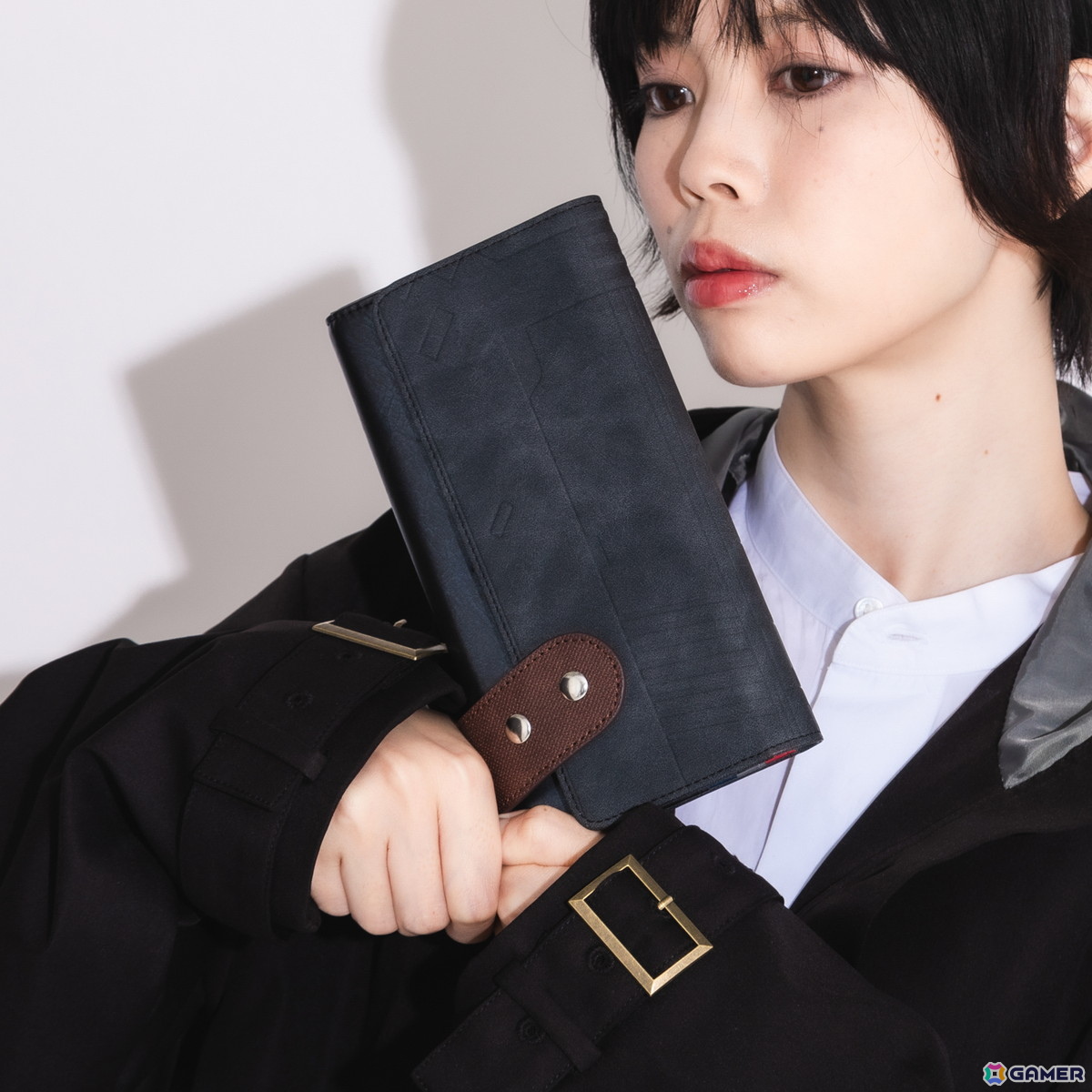 アニメ「リコリス・リコイル」千束とたきなのカラーや世界観をモチーフにした腕時計、アウター、長財布が登場！の画像39