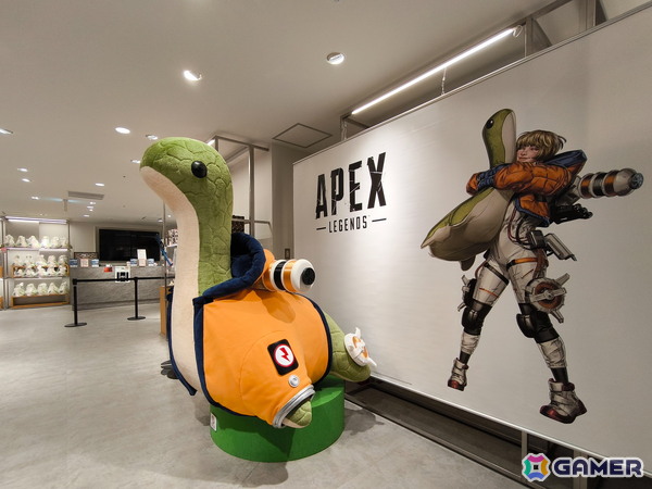 企画展「Apex Legends Gallery ＋ POP UP STORE」が名古屋・大阪で追加開催！トレーディングアクリルスタンドなど新商品の先行販売もの画像3