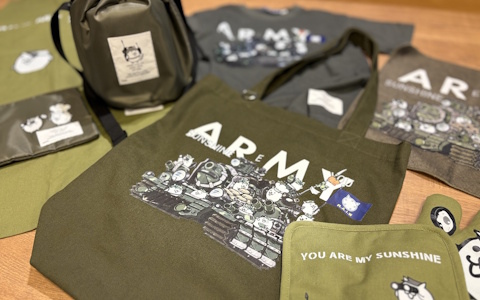 「にゃんこ大戦争」よりグッズ「YOU ARE MY SUNSHINE」コレクションが発売！超撃滅戦車ギガパルドなどをモチーフにしたTシャツやトートバッグなど