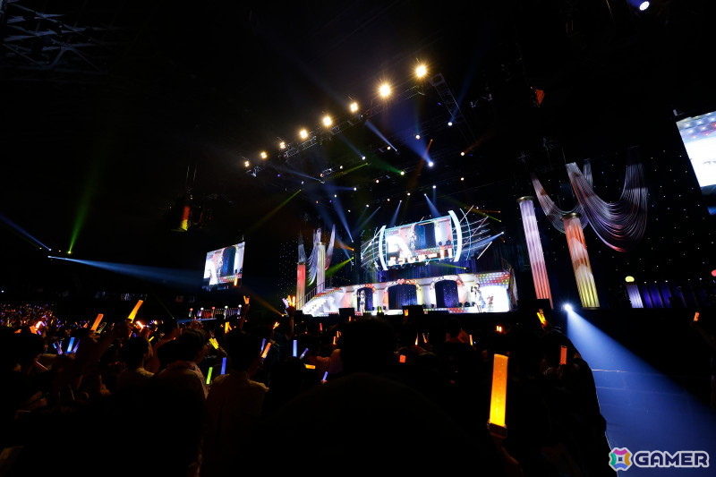 津田美波さんが小日向美穂の新ソロ曲「ひだまりの中で」を初披露！「デレステ」10周年記念ツアー福岡公演DAY1レポート！の画像