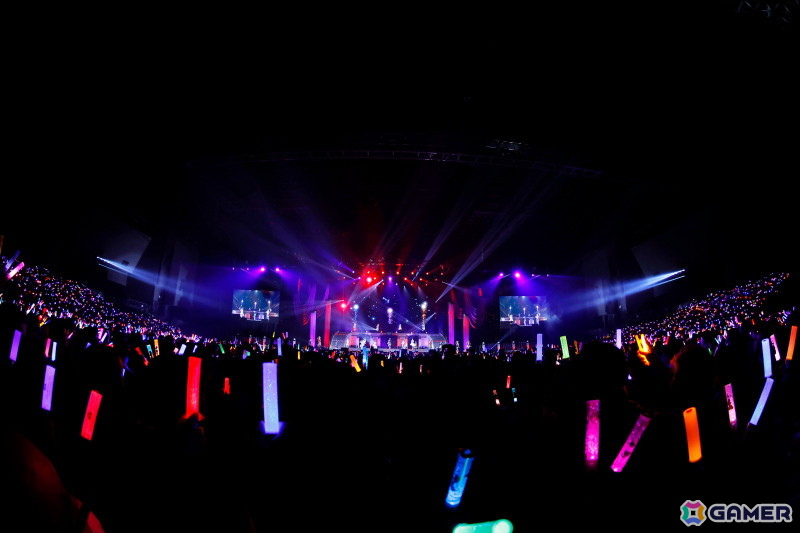 津田美波さんが小日向美穂の新ソロ曲「ひだまりの中で」を初披露！「デレステ」10周年記念ツアー福岡公演DAY1レポート！の画像