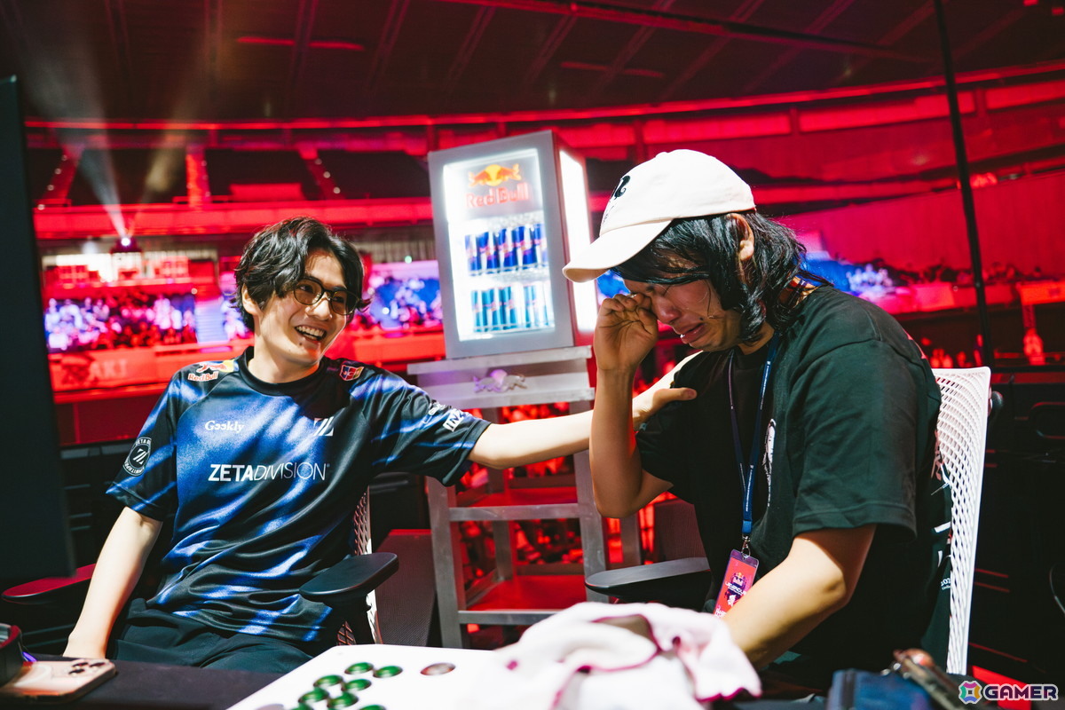 左から「すでたき」と「もっちゃん」　Suguru Saito / Red Bull Content Pool