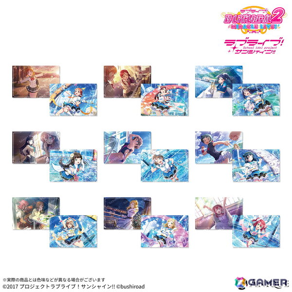 スクフェス2」のホログラム缶バッジ、スマートフォン風アクスタ