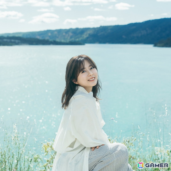 水瀬いのりさんベストアルバム「Travel Record」、2ndハーフアルバム「Turquoise」のジャケット写真、アーティスト写真が公開の画像3