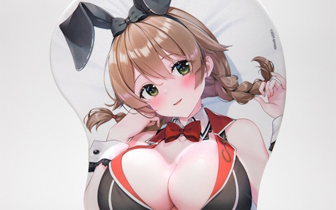「バニーガーデン」花奈、凜、美羽香の描き下ろしイラストを使用したおっぱいマウスパッドが登場！
