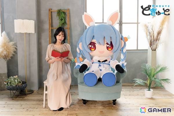 ホロライブプロダクションより兎田ぺこらさん、不知火フレアさん、白銀ノエルさん、宝鐘マリンさんが超特大ぬいぐるみ「どきゅーと」になって登場！の画像