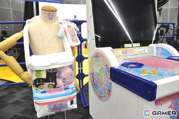 「ひみつのアイプリ」アイプリワールド2025レポート：スターアイプリ大集合！超ギガプリカードや特大ムギちゃんのインパクトもすごかった大型単独イベントの画像