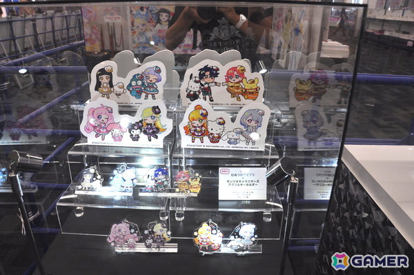 「ひみつのアイプリ」アイプリワールド2025レポート：スターアイプリ大集合！超ギガプリカードや特大ムギちゃんのインパクトもすごかった大型単独イベントの画像