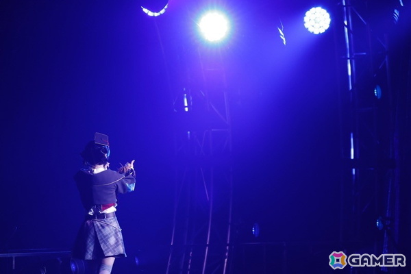 「シャニマス」7th UNITLIVE TOUR横浜公演DAY1レポート！ストレイライトが「SWEETEST BITE」「ビーチブレイバー」をカバー、放クラ×ストレイのコラボ曲「迅雷鉄火」もの画像31