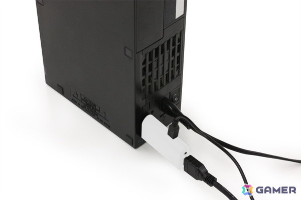 「（PS2用）HDMIコンバーターV2」の新色ホワイトが8月中旬に発売！横置き・縦置き、薄型本体にも対応の画像2