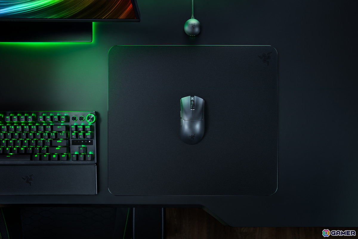 Razerの看板ゲーミングマウスの最新機種「Razer DeathAdder V4 Pro」が7月25日に発売!重量56グラムの超軽量仕様の画像