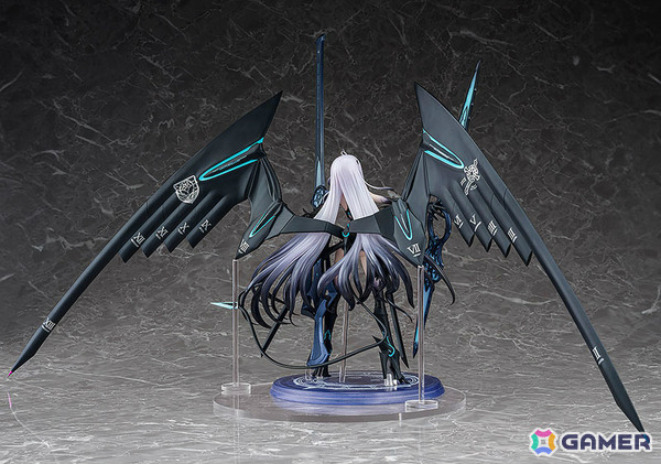 「FGO」メリュジーヌが1/7スケールフィギュアとなって登場！第三再臨時の二振りのテュケイダイトを構えた姿で立体化の画像6