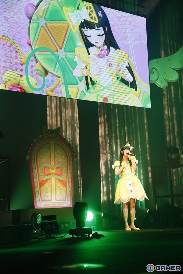 「ひみつのアイプリ×ワッチャプリマジ！　プリ♡プリライブ」レポート：みゃむの魔法の失敗でダークチィ、ダークカルテットスターを召喚？の画像