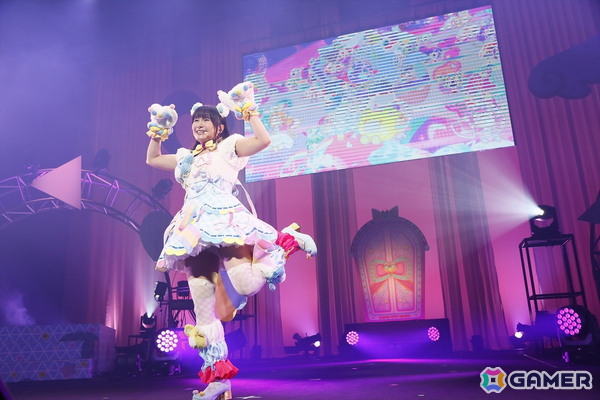 「ひみつのアイプリ×ワッチャプリマジ！　プリ♡プリライブ」レポート：みゃむの魔法の失敗でダークチィ、ダークカルテットスターを召喚？の画像9