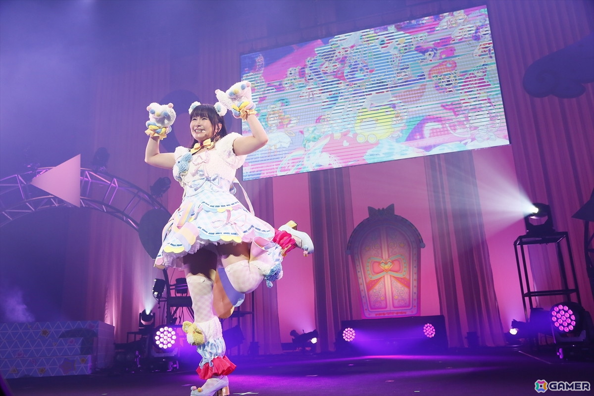 「ひみつのアイプリ×ワッチャプリマジ! プリ♡プリライブ」レポート:みゃむの魔法の失敗でダークチィ、ダークカルテットスターを召喚?の画像