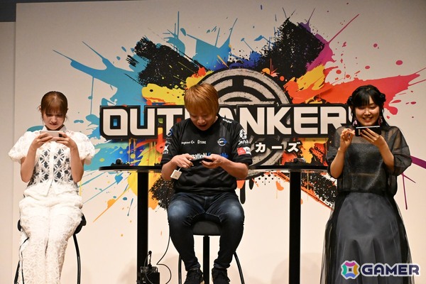岡本吉起氏が手掛ける新作アプリ「OUTRANKERS」の発表会をレポート！新井里美さん、桃月なしこさん、板橋ザンギエフさんらによる白熱の実機プレイもの画像14