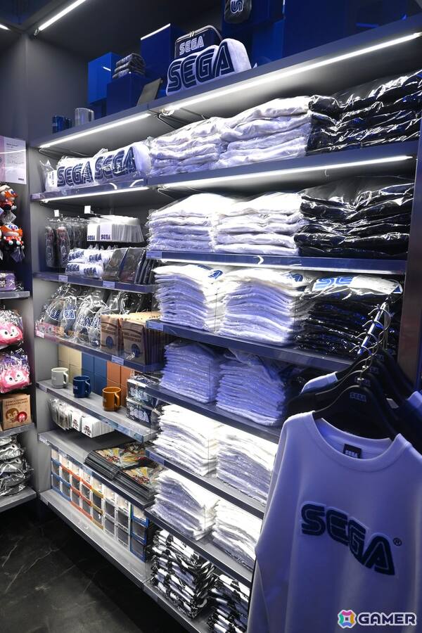 ソニックも駆け付けた「SEGA STORE TOKYO」オープニングセレモニー＆内覧会レポート！セガ/アトラスファンにはたまらないスポットにの画像