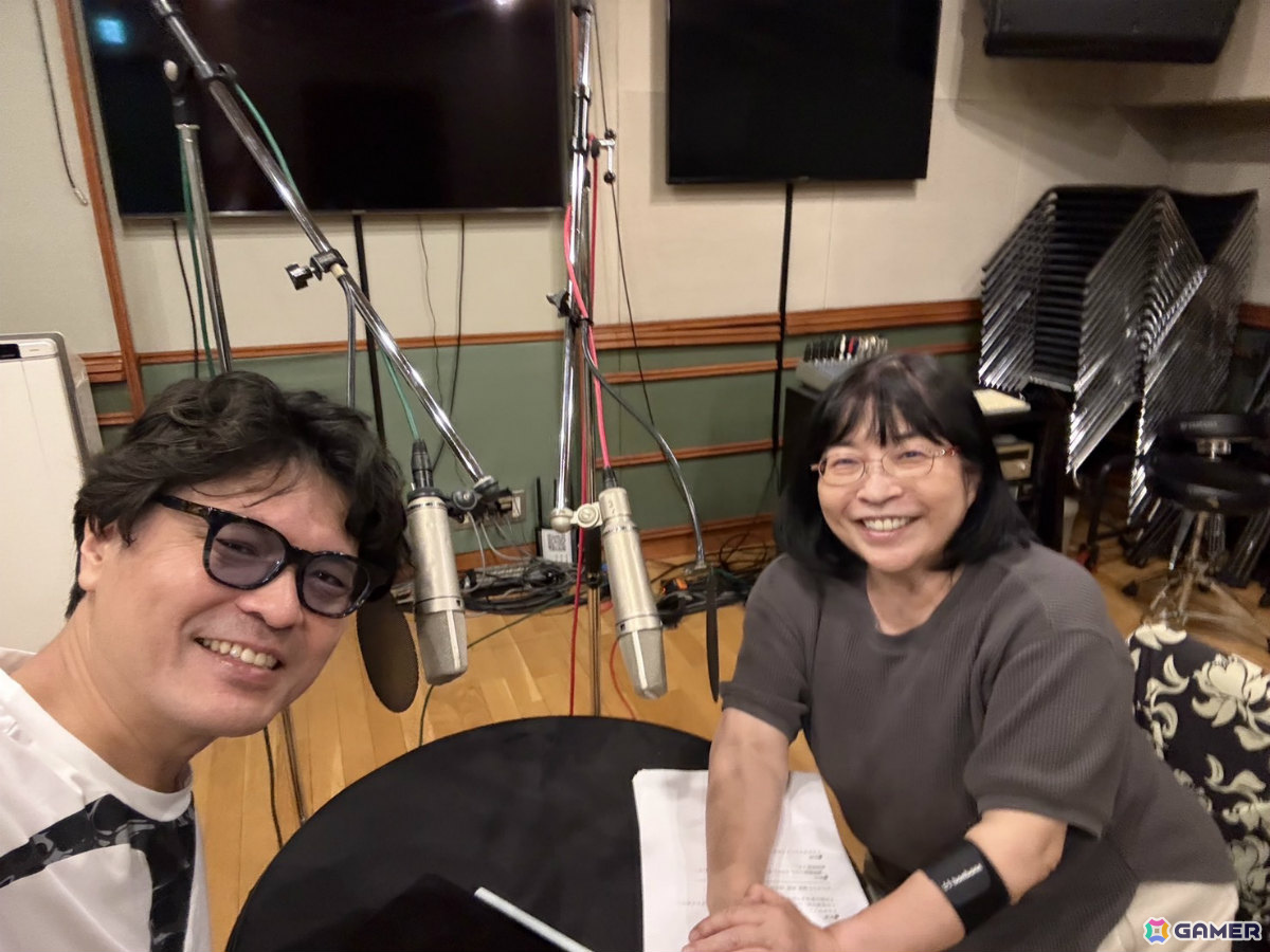 音声対談収録中の天神英貴氏（左）と高田明美氏（右）