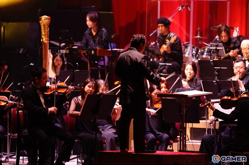 「アイマス」20周年記念「オケマス2025」夜公演をレポート!鈴木みのりさん×椎名豪さんによる「あらかねの器」は大喝采の演奏にの画像