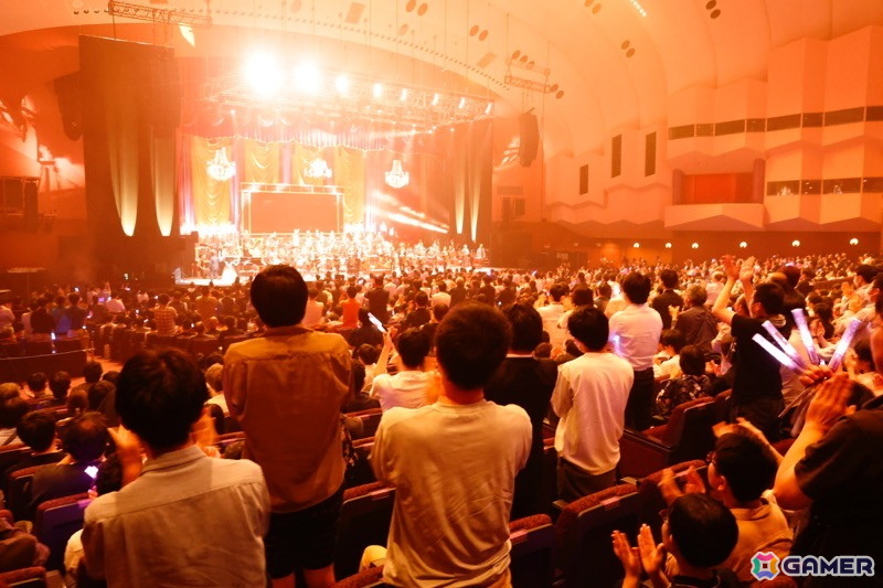 「アイマス」20周年記念「オケマス2025」夜公演をレポート!鈴木みのりさん×椎名豪さんによる「あらかねの器」は大喝采の演奏にの画像