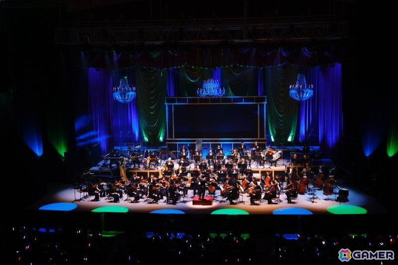 「アイマス」20周年記念「オケマス2025」夜公演をレポート!鈴木みのりさん×椎名豪さんによる「あらかねの器」は大喝采の演奏にの画像