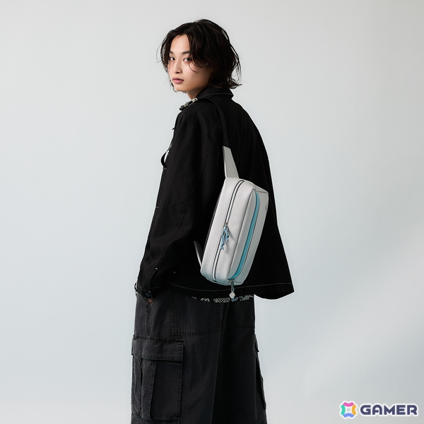 「ブルアカ」ホシノやシロコ、ノノミらアビドス高等学校の生徒がモチーフになったボディバッグ&長財布がSuperGroupiesより登場!シロコ*テラーモデルもの画像