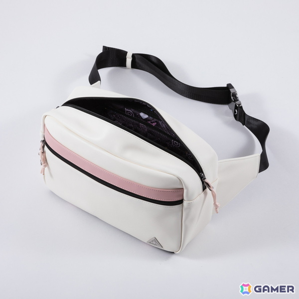 ブルアカ 4周年 アビドス高等学校 スリングバッグ 新品・未使用 ブルアカ」ホシノやシロコ、ノノミらアビドス高等学校の生徒がモチーフ
