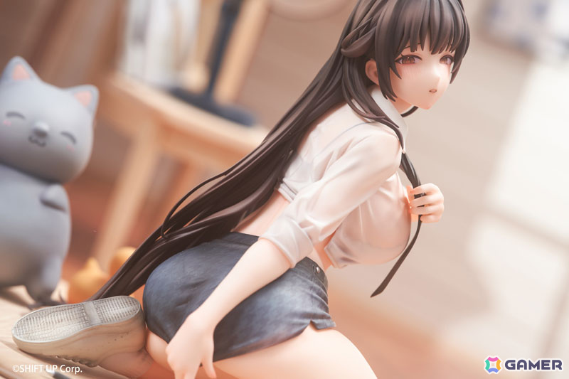 「勝利の女神：NIKKE」マルチャーナがコスチューム“スクールデイズ”の姿で立体化！アクリルブロック付き豪華版もの画像