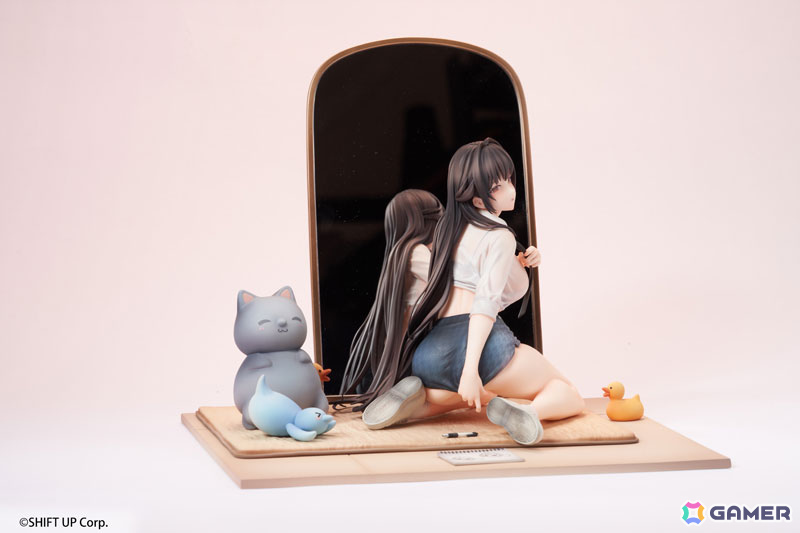 「勝利の女神：NIKKE」マルチャーナがコスチューム“スクールデイズ”の姿で立体化！アクリルブロック付き豪華版もの画像