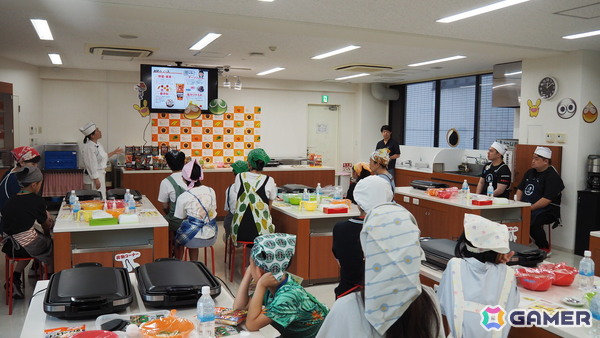 「ぷよぷよ」を通じてセガとオタクフソースの取り組みの一端が垣間見えた「ソース×ソースコードを学ぶ！プログラミング＆お好み焼教室」の模様をお届けの画像