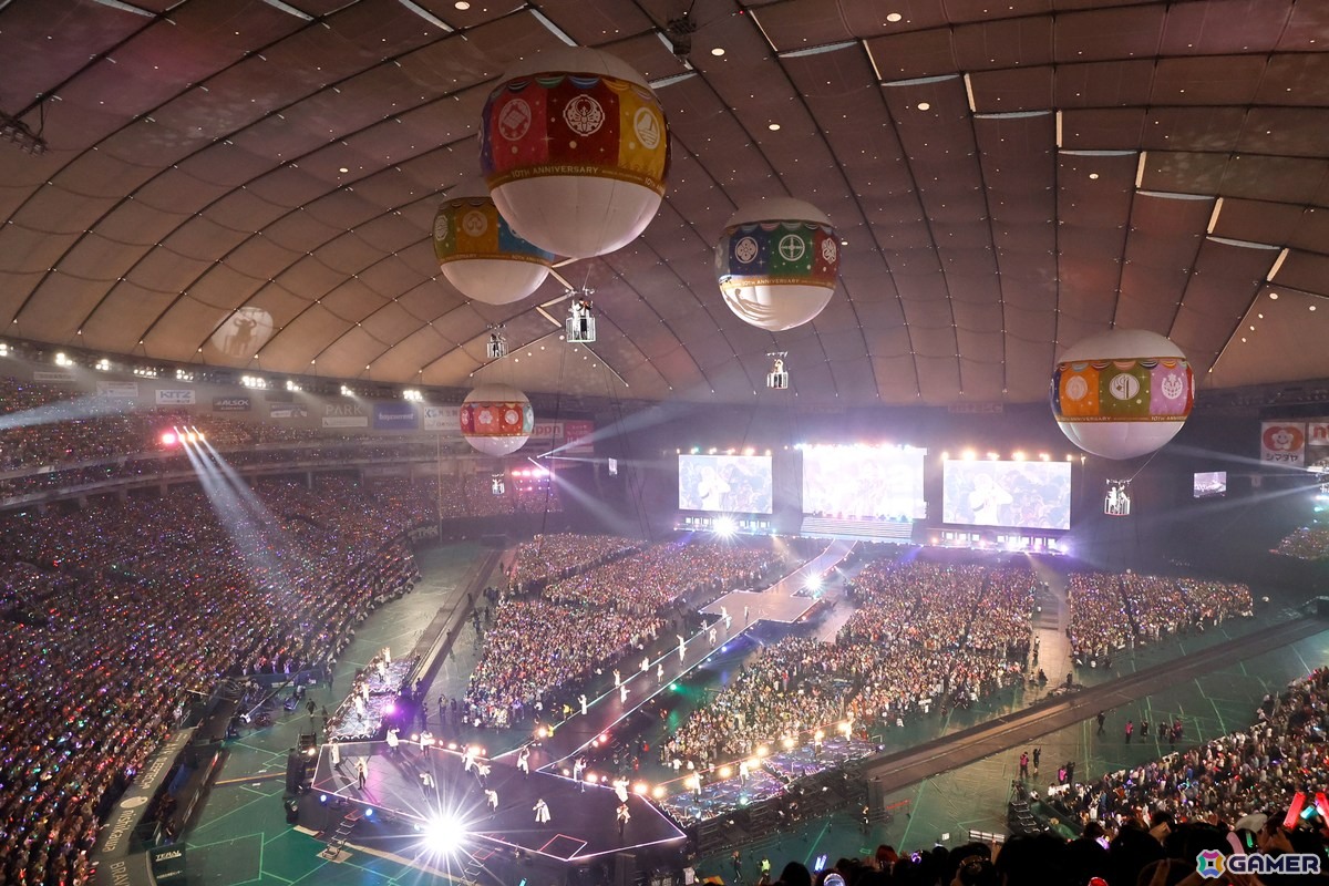 ミュージカル「刀剣乱舞」十周年記念公演「目出度歌誉花舞 十周年祝賀祭」の舞台写真が到着！東京ドームの熱狂をお届けの画像14