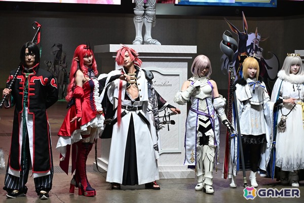 「FGOフェス2025」の会場レポートをお届け！10周年を記念してFateの原点となるサーヴァント7クラス彫像が登場の画像