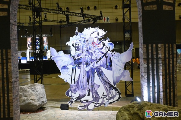 「FGOフェス2025」の会場レポートをお届け！10周年を記念してFateの原点となるサーヴァント7クラス彫像が登場の画像