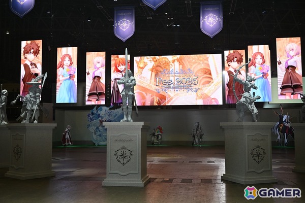 「FGOフェス2025」の会場レポートをお届け！10周年を記念してFateの原点となるサーヴァント7クラス彫像が登場の画像9