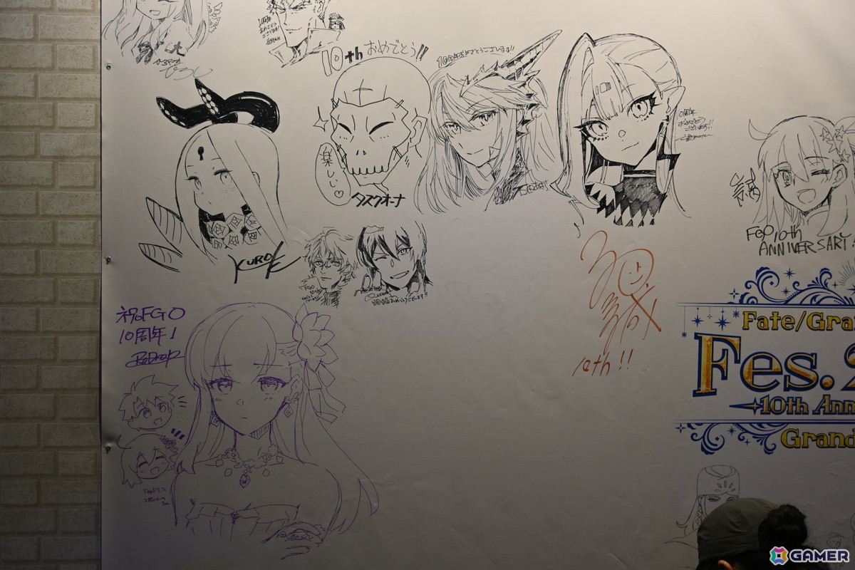「FGOフェス2025」の会場レポートをお届け！10周年を記念してFateの原点となるサーヴァント7クラス彫像が登場の画像