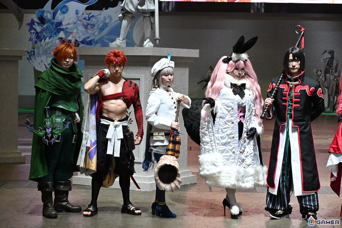 「FGOフェス2025」の会場レポートをお届け！10周年を記念してFateの原点となるサーヴァント7クラス彫像が登場の画像4