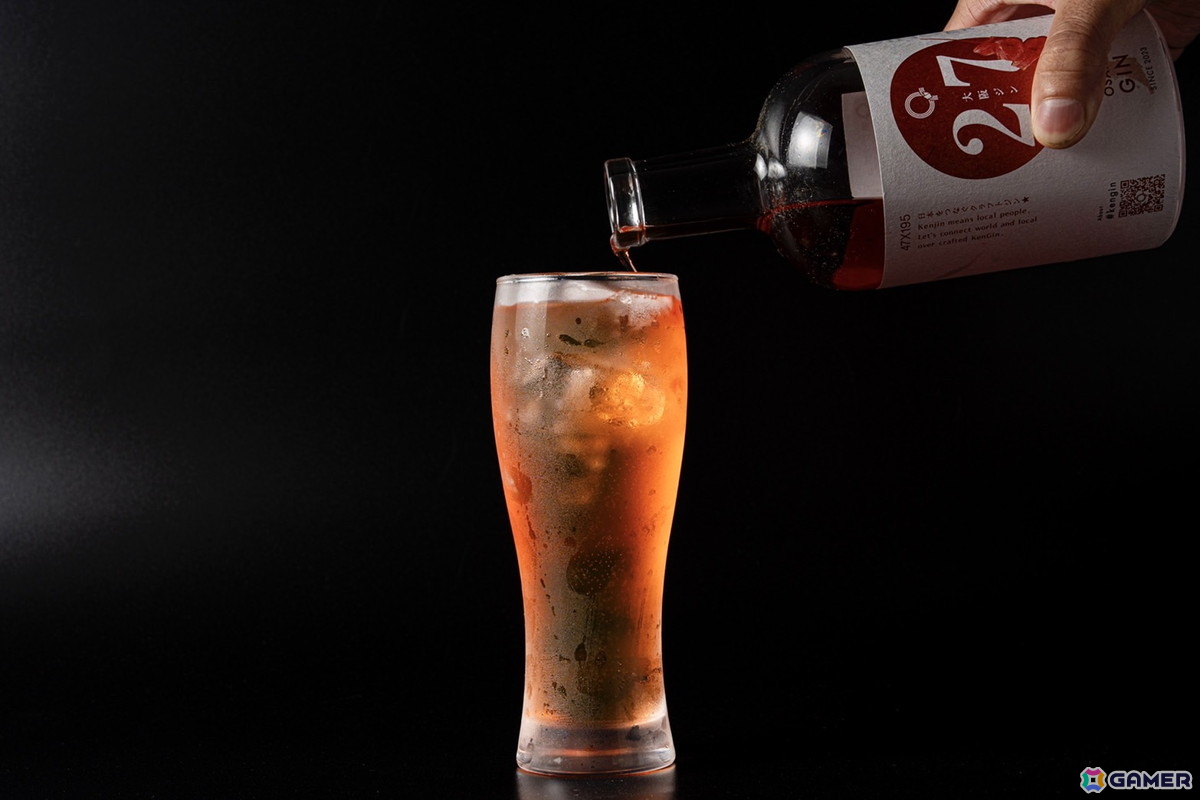 クリプトビオシスジントニック-大阪テイスト-(紅ショウガジン/アルコール)900円