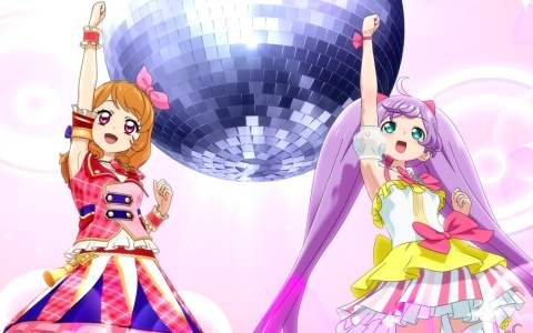劇場アニメ「アイカツ！×プリパラ THE MOVIE -出会いのキセキ！-」二つの世界のアイドルたちが同じ空間にいる奇跡の瞬間を切り取った場面写真が公開！