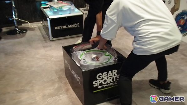 「ベイブレード」コンセプトバー常設店「BEYBLADE BAR TOKYO」内覧会レポート！歴代のシリーズを楽しめる展示やメニューに加え、フリーバトルコーナーもの画像10