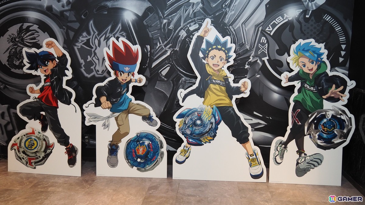 「ベイブレード」コンセプトバー常設店「BEYBLADE BAR TOKYO」内覧会レポート！歴代のシリーズを楽しめる展示やメニューに加え、フリーバトルコーナーもの画像