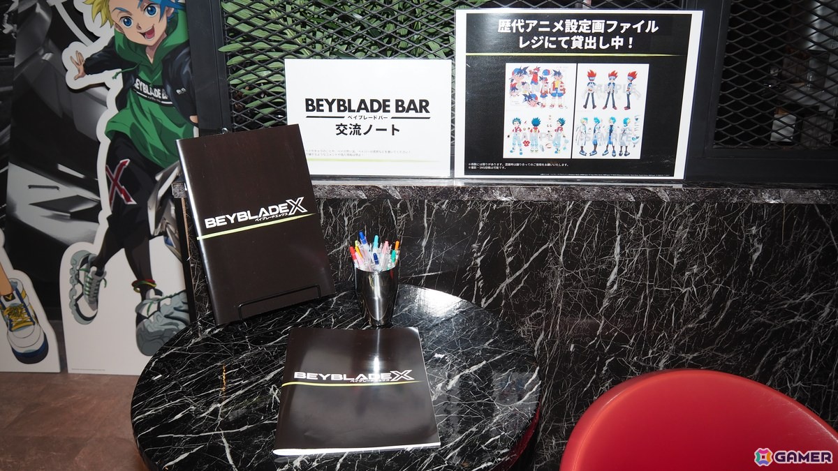 「ベイブレード」コンセプトバー常設店「BEYBLADE BAR TOKYO」内覧会レポート！歴代のシリーズを楽しめる展示やメニューに加え、フリーバトルコーナーもの画像