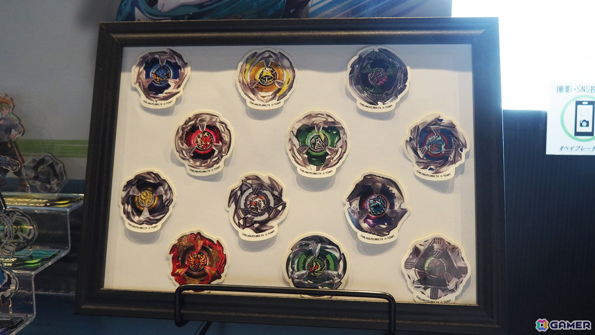 「ベイブレード」コンセプトバー常設店「BEYBLADE BAR TOKYO」内覧会レポート！歴代のシリーズを楽しめる展示やメニューに加え、フリーバトルコーナーもの画像21
